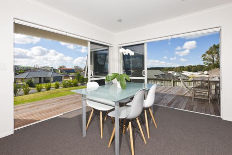 Photo of property in 1 Pinehurst Close, Te Kamo, Whangarei, 0112