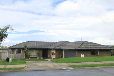 Photo of property in 83 Grovenor Drive, Orewa, 0931