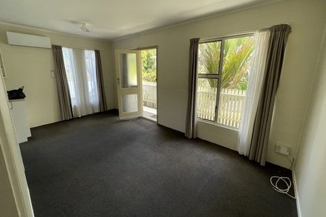Photo of property in 4 Wyvern Place, Glenfield, Auckland, 0629