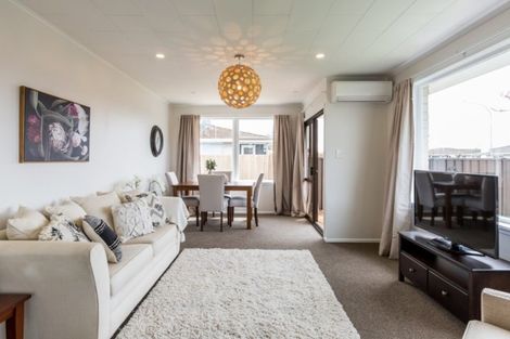 Photo of property in 1/408 Avenue Road West, Hastings, 4122