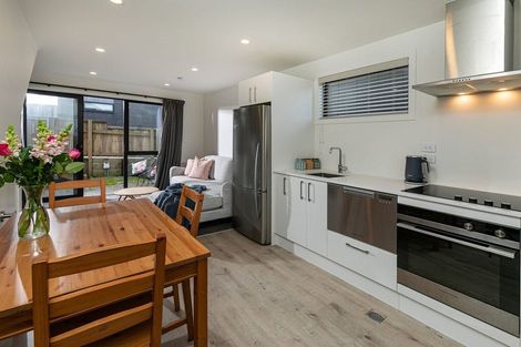 Photo of property in 2/63 Taikata Road, Te Atatu Peninsula, Auckland, 0610