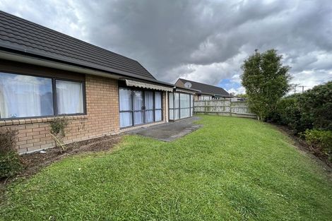 Photo of property in 12/56 Larnoch Road, Henderson, Auckland, 0610