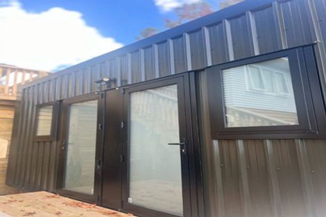 Photo of property in 9 Fitzwater Place, Henderson, Auckland, 0612