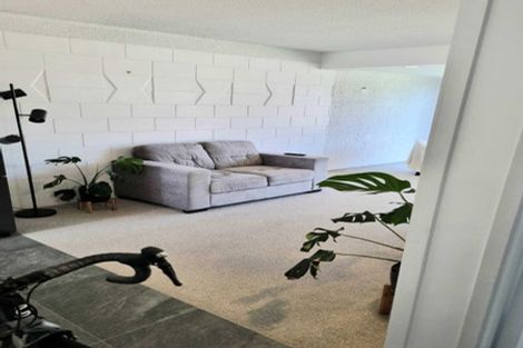 Photo of property in 40 Maunganui Road, Mount Maunganui, 3116