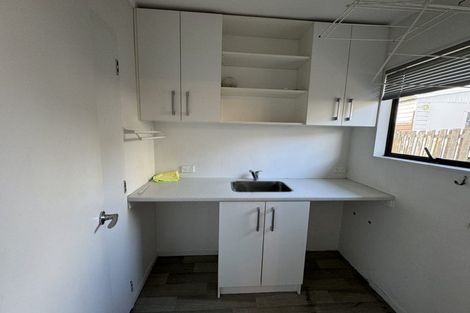 Photo of property in 51 Hollyford Drive, Clover Park, Auckland, 2105