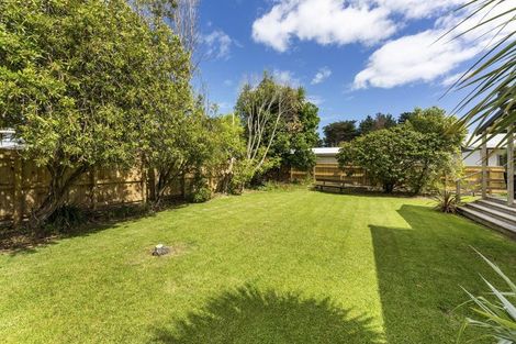 Photo of property in 6 Cousins Avenue East, Foxton Beach, Foxton, 4815