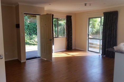 Photo of property in 1/22 Woodstock Road, Forrest Hill, Auckland, 0620