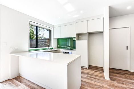 Photo of property in 103u1 Cambridge Road, Hillcrest, Hamilton, 3216