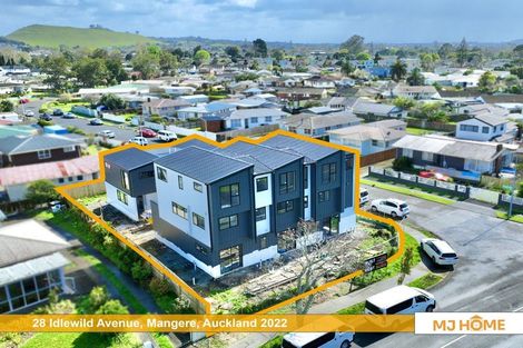 Photo of property in 2a Convair Crescent, Mangere, Auckland, 2022