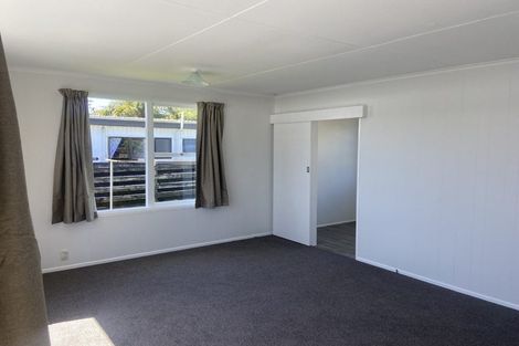 Photo of property in 403 Hobsonville Road, Hobsonville, Auckland, 0618