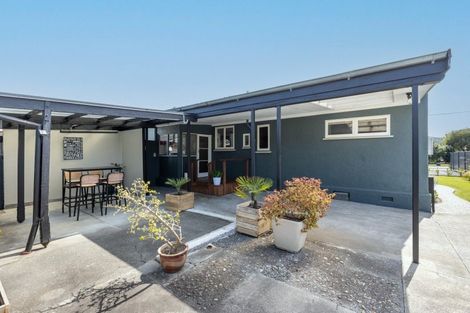 Photo of property in 99 Avondale Road, Greenmeadows, Napier, 4112