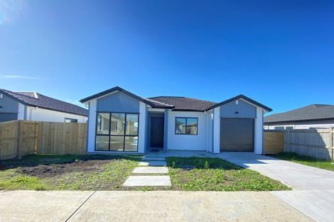 Photo of property in 8 Parton Road, Pukekohe, 2120
