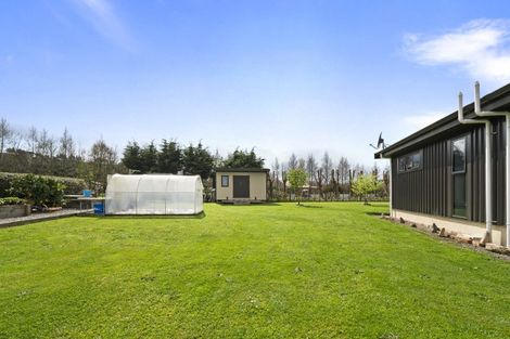 Photo of property in 193 Rowes Road, Hunterville, 4785