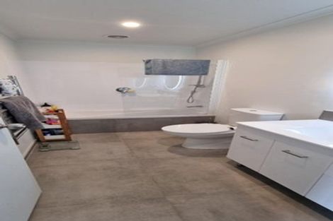 Photo of property in 21 Kutukutu Street, Takanini, 2112