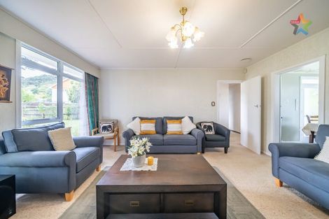 Photo of property in 60 Thomas Street, Stokes Valley, Lower Hutt, 5019