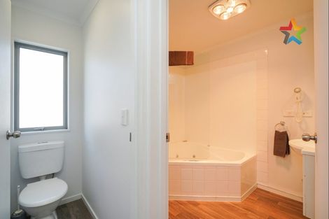 Photo of property in 8a-d Tay Street, Turnbull Thomson Park, Invercargill, 9810