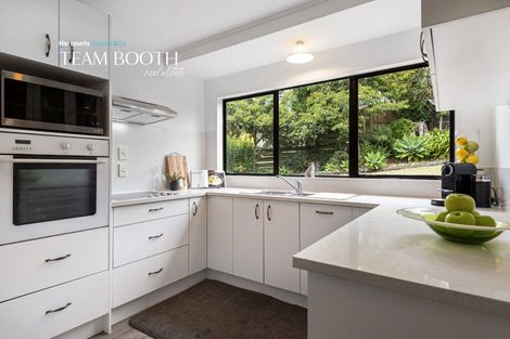 Photo of property in 2/29 Lancaster Road, Beach Haven, Auckland, 0626