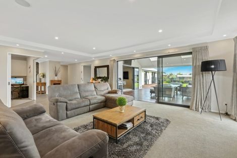 Photo of property in 8 Jozecom Place, Rolleston, 7614