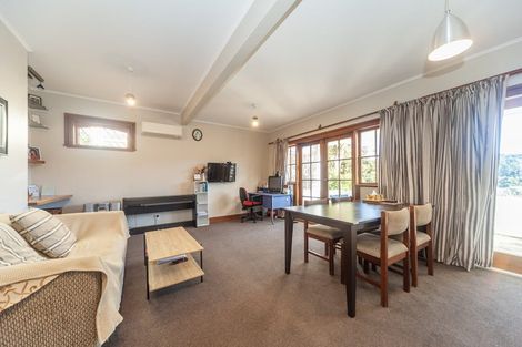 Photo of property in 72 Overtoun Terrace, Hataitai, Wellington, 6021