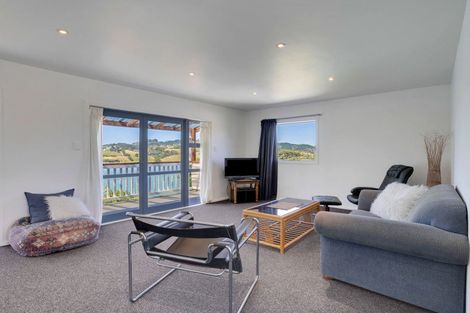 Photo of property in 6 Mara Kai Lane, Raglan, 3225
