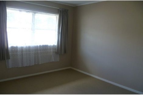 Photo of property in 1/9 Fuchsia Place, Birkdale, Auckland, 0626