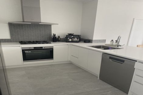 Photo of property in 31/1 Scott Road, Hobsonville, Auckland, 0616