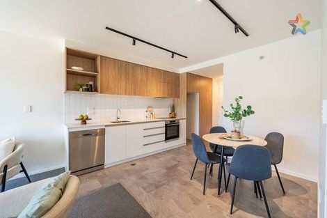 Photo of property in 2/65 Tiketike Way, Brooklyn, Wellington, 6021