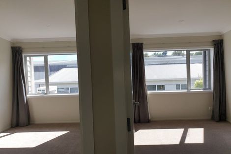 Photo of property in 19u7 Collins Avenue, Tawa, Wellington, 5028