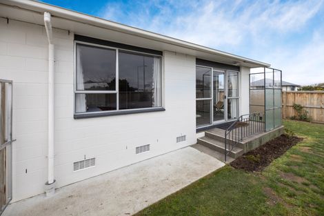 Photo of property in 2 Lamorna Road, Parklands, Christchurch, 8083