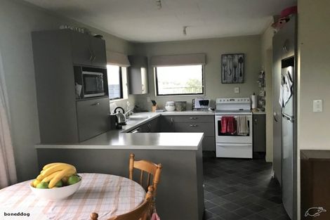 Photo of property in 1a Silvan Place, Bell Block, New Plymouth, 4312
