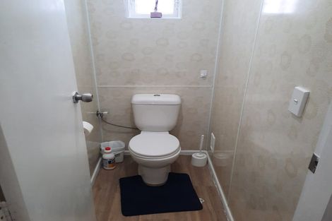 Photo of property in 56 Kenmore Street, Newlands, Wellington, 6037