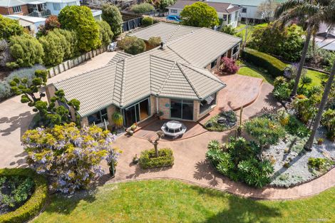 Photo of property in 5 Cape Vista Crescent, Pukekohe, 2120
