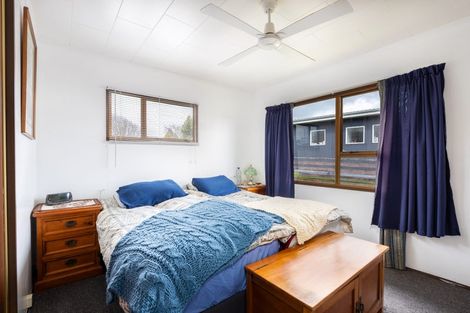 Photo of property in 7 Warren Place, Frankleigh Park, New Plymouth, 4310
