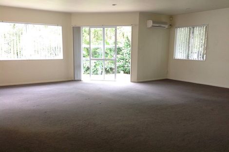 Photo of property in 299a Great North Road, Henderson, Auckland, 0612