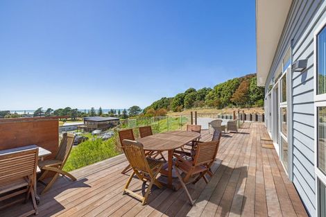 Photo of property in 5 Tama Road, Riversdale Beach, Masterton, 5872