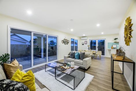 Photo of property in 3/42 Pomaria Road, Henderson, Auckland, 0610