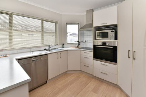 Photo of property in 44a Hatton Road, Orewa, 0931