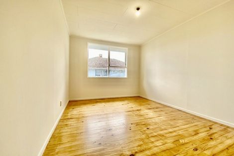 Photo of property in 12 Gardiner Grove, Mangere East, Auckland, 2024