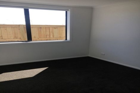 Photo of property in 37 Livingstone Drive, Papamoa Beach, Papamoa, 3118