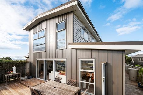 Photo of property in 18a Birkhall Grove, Strathmore Park, Wellington, 6022