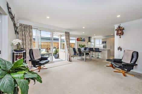 Photo of property in 33 Chandler Way, Rolleston, 7615