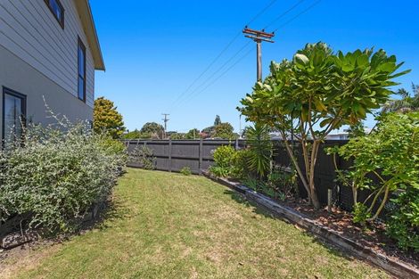 Photo of property in 2/115 Harbour Road, Ohope, 3121