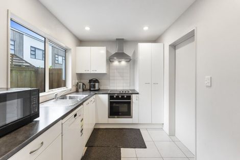 Photo of property in 8 Waldie Grove, Avalon, Lower Hutt, 5011
