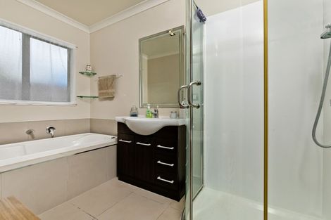 Photo of property in 1a James Laurie Street, Henderson, Auckland, 0612