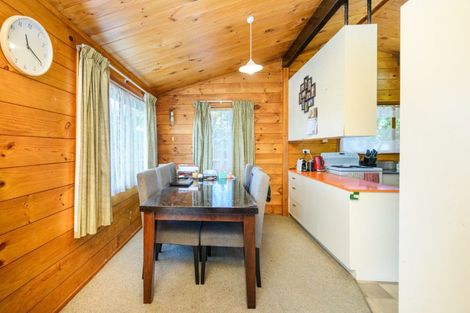 Photo of property in 9 Alma Place, Milson, Palmerston North, 4414