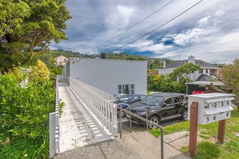 Photo of property in 18u2 Agra Crescent, Khandallah, Wellington, 6035