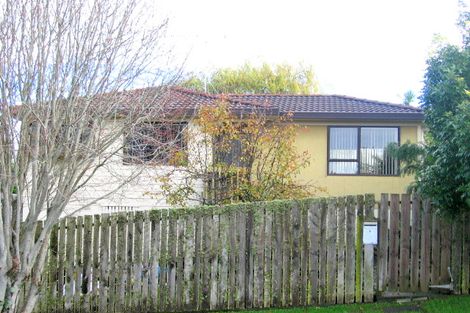 Photo of property in 9 Faram Place, Massey, Auckland, 0614