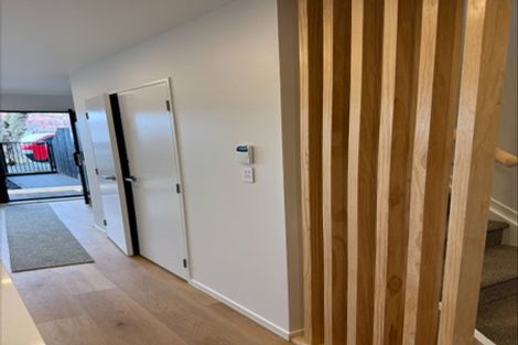 Photo of property in 10/17 Norcross Avenue, Henderson, Auckland, 0612