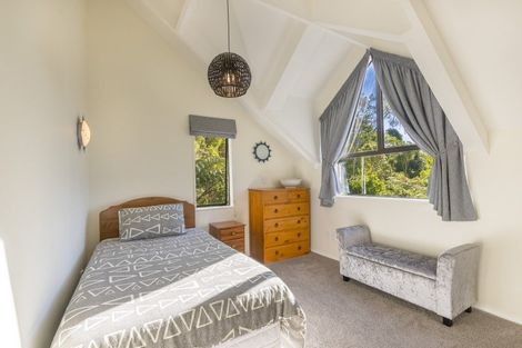 Photo of property in 93 Norton Park Grove, Waterloo, Lower Hutt, 5011