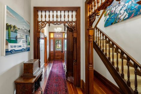 Photo of property in 23 Ruakiwi Road, Hamilton Lake, Hamilton, 3204
